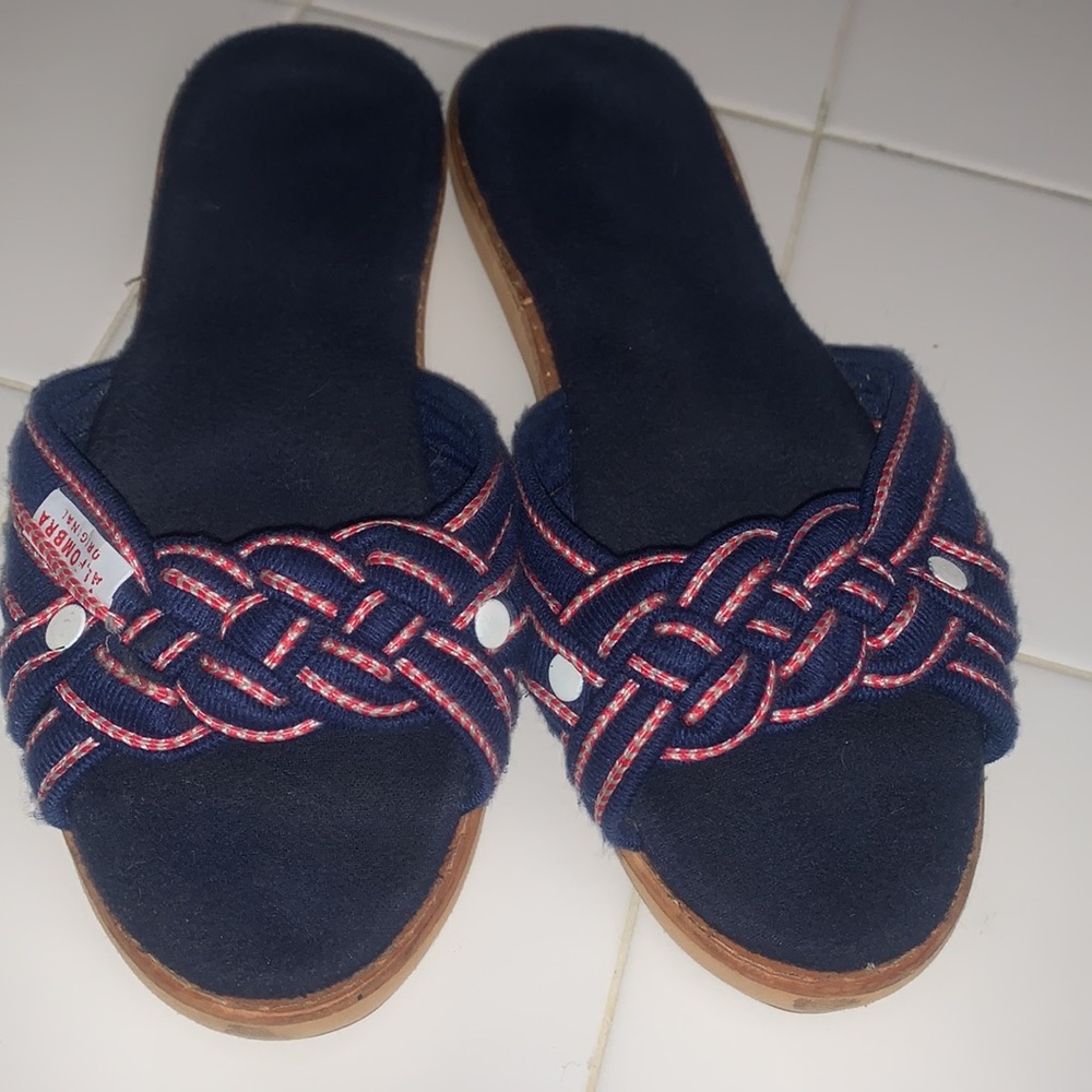 Alfombra Filipino Slippers